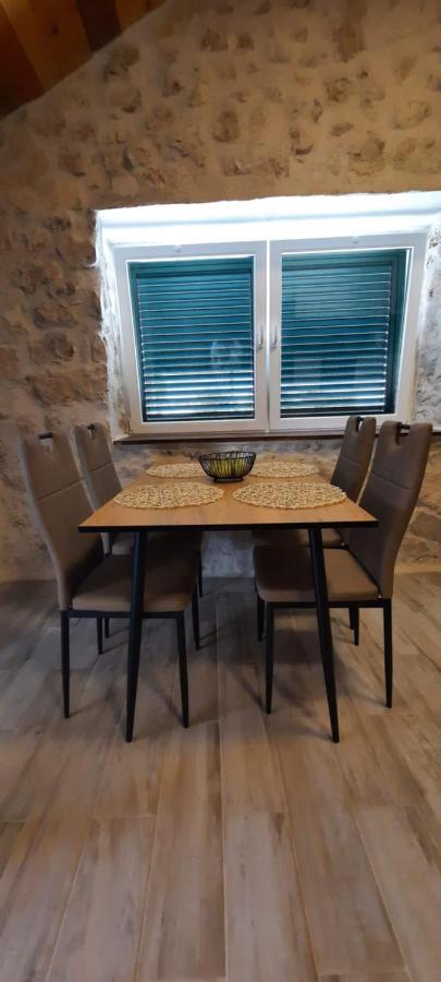 Apartments Mliko I Palenta Ražanac Eksteriør bilde